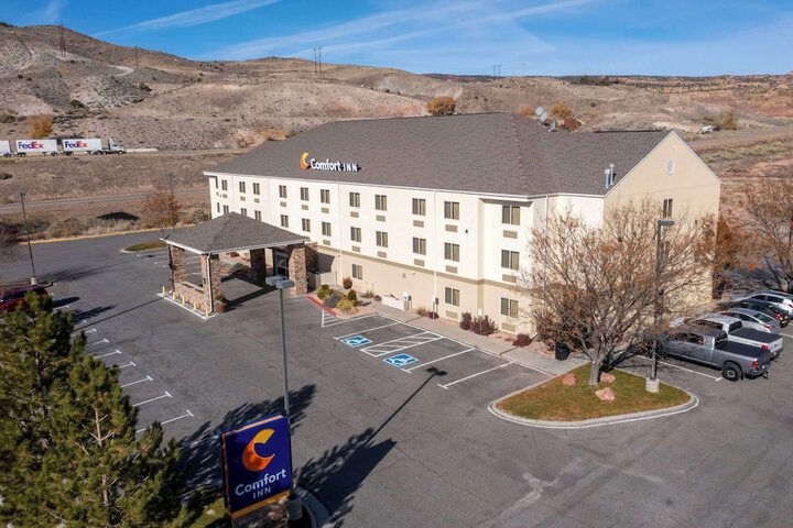 Hotel 7 of 61