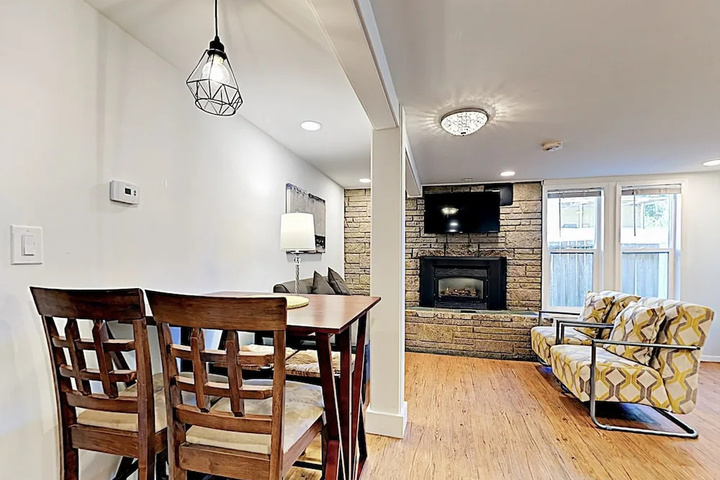 Shoreline Apartment on the Bus Line by RedAwning