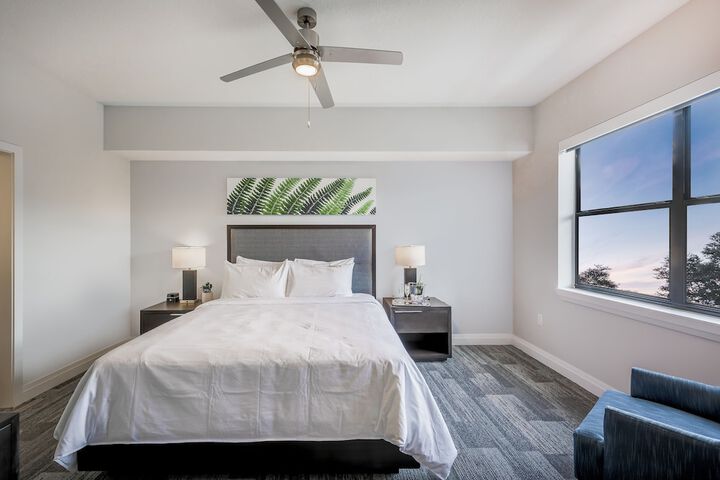 Room 60 of 106