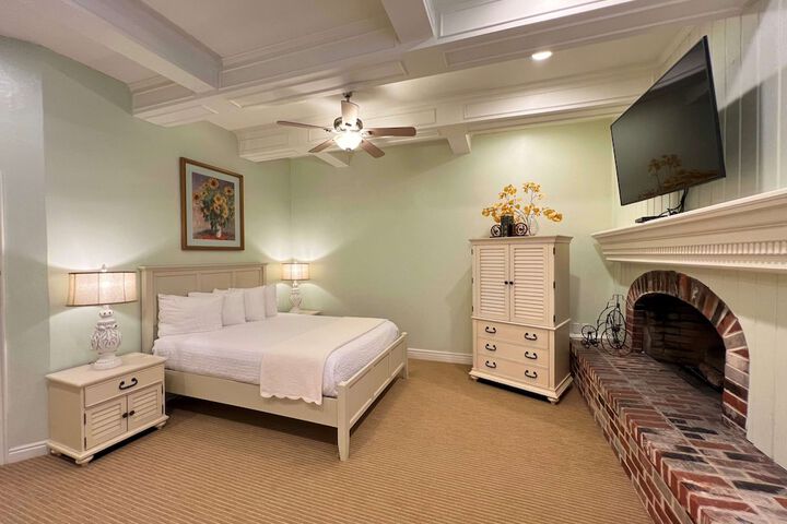 Room 21 of 46
