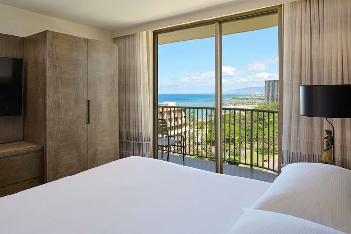 Room 52 of 93