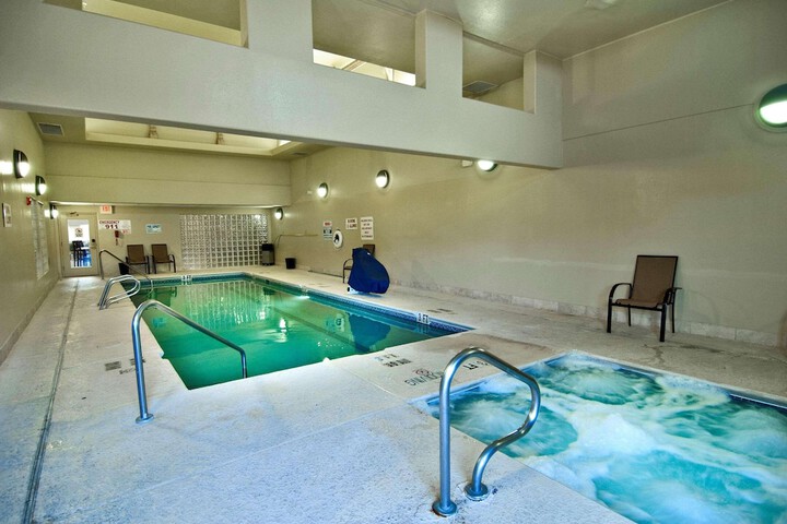 Pool 5 of 30