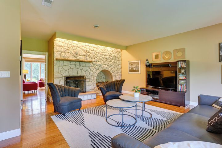 Warwick Vacation Rental w / Private Yard & Fire Pit