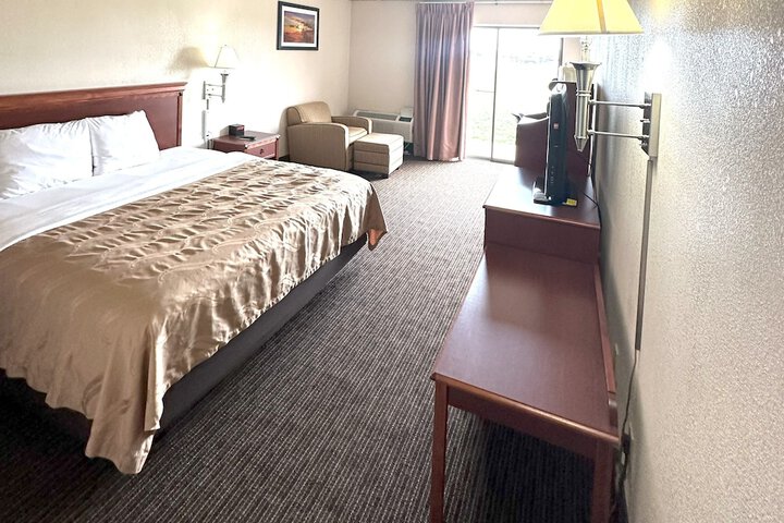 Room 56 of 163