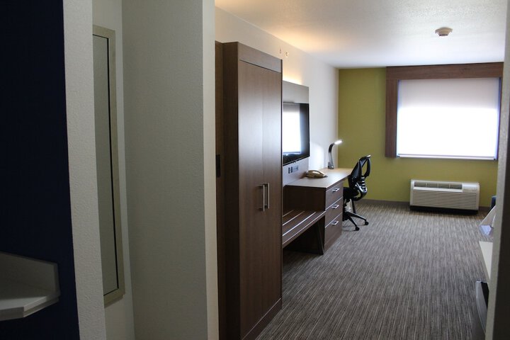 Room 11 of 58