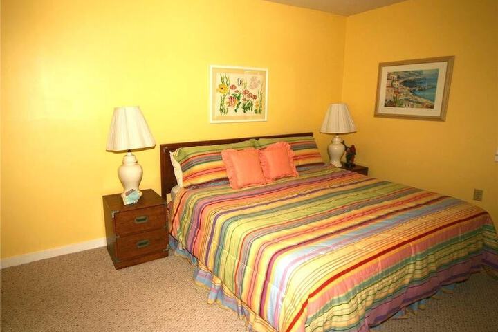 Room 5 of 7
