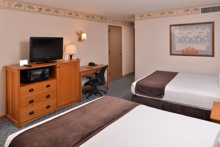 Room 25 of 43