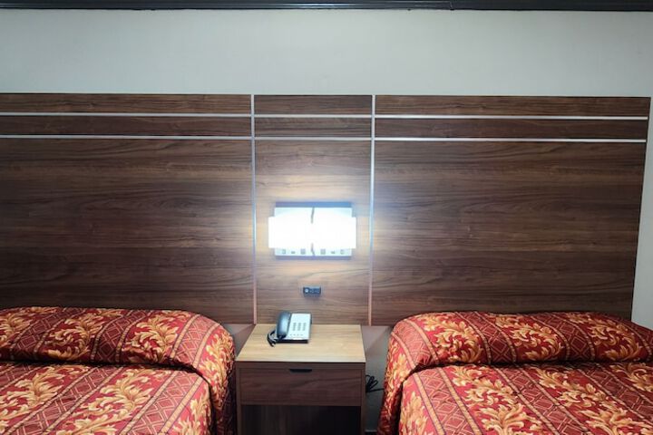 Room 16 of 21