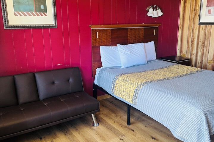 Country Inn Motel