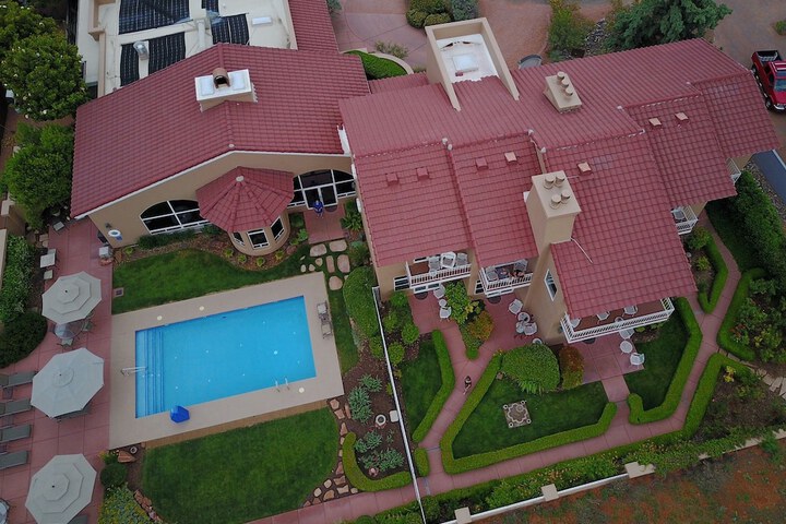 Hotel 3 of 92