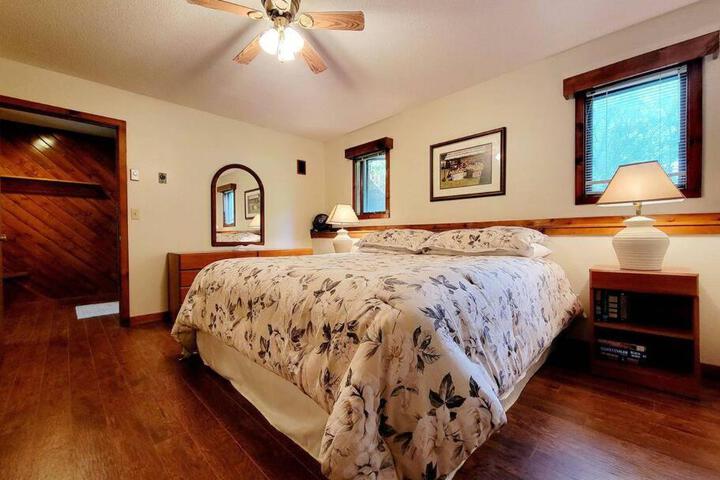 Serene & Comfy - Stunning View & Long - Jetted Tub