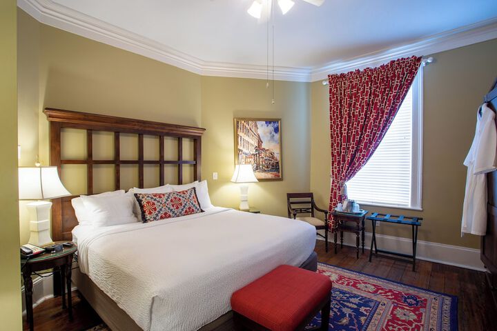 Room 92 of 122