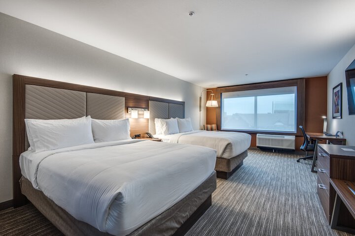 Room 25 of 52