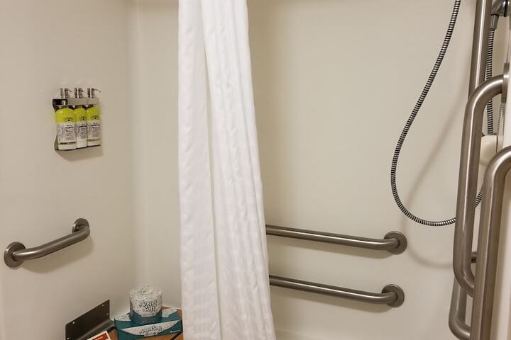 Room 71 of 85