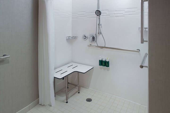 Room 18 of 35