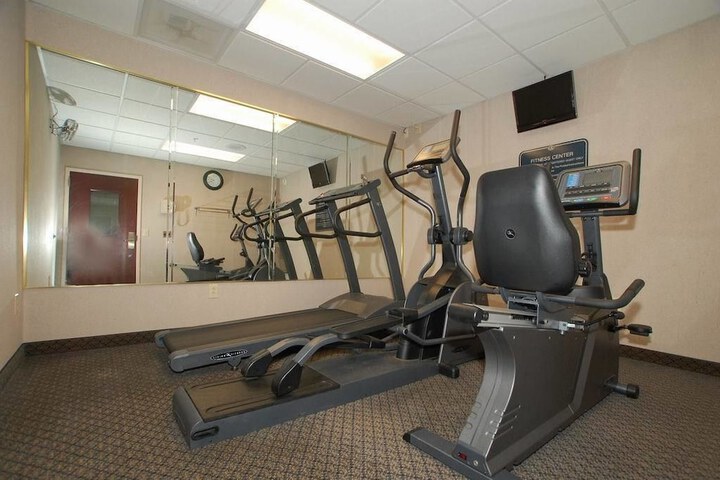 Quality Suites Graham - Burlington South