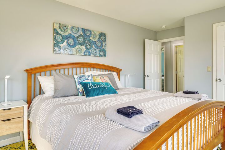 The 1818 Home w / Porch & Grill - 1 Mi to Beach!