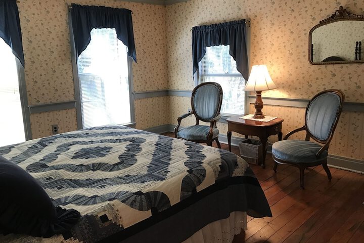 Room 12 of 42