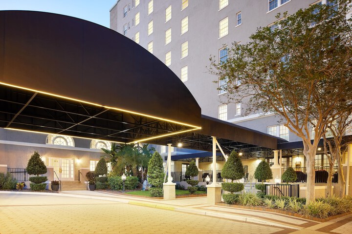 Hotel 4 of 71