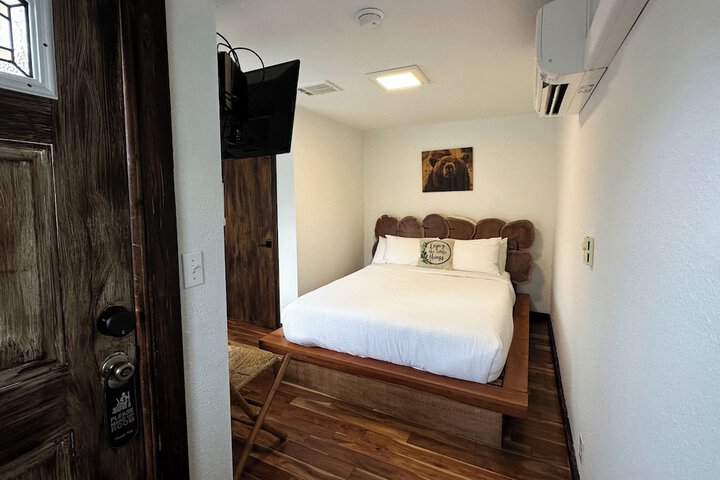 Paradise Village Hotel