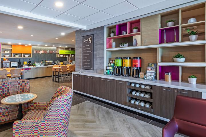 Breakfast/Coffee Service 26 of 31