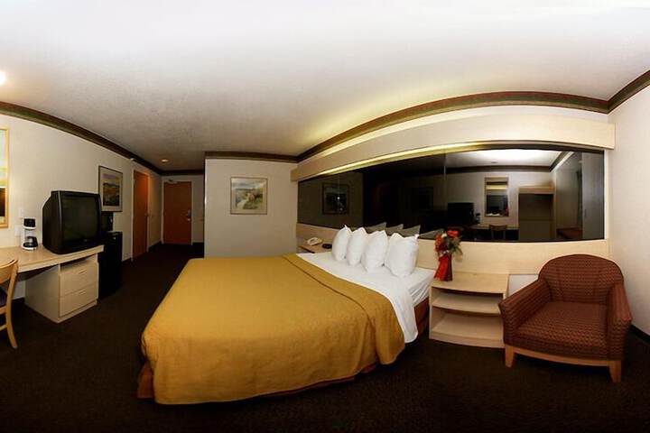 Room 21 of 41