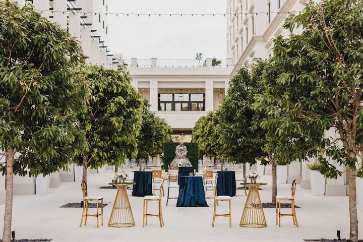 THesis Hotel Miami Coral Gables Curio Collection by Hilton
