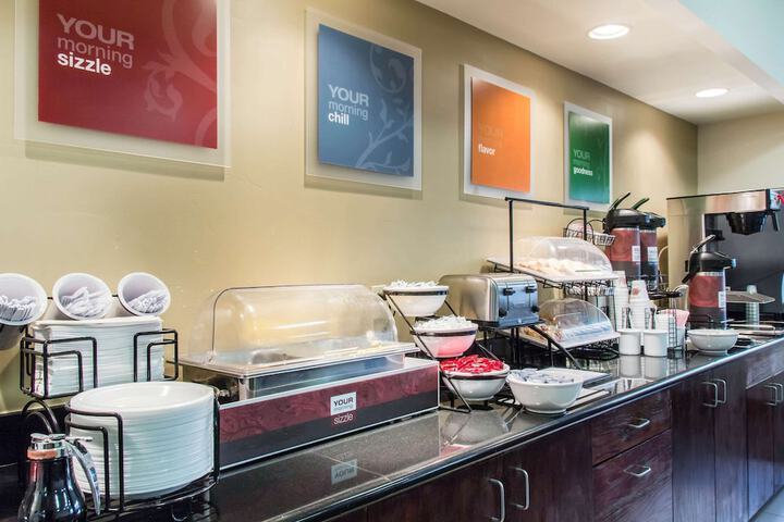Breakfast/Coffee Service 29 of 31