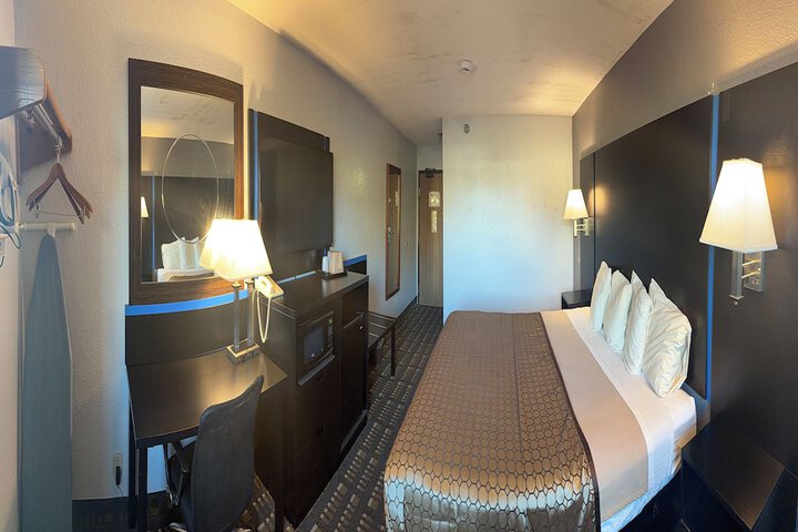 Coratel Inn and Suites by Jasper Stillwater