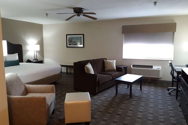Room 11 of 15