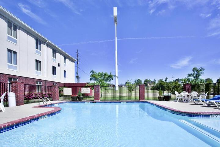 Comfort Inn & Suites Ruston-East