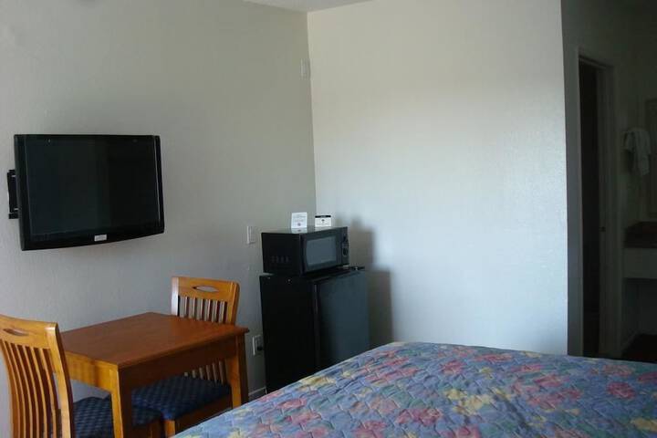 Room 14 of 29
