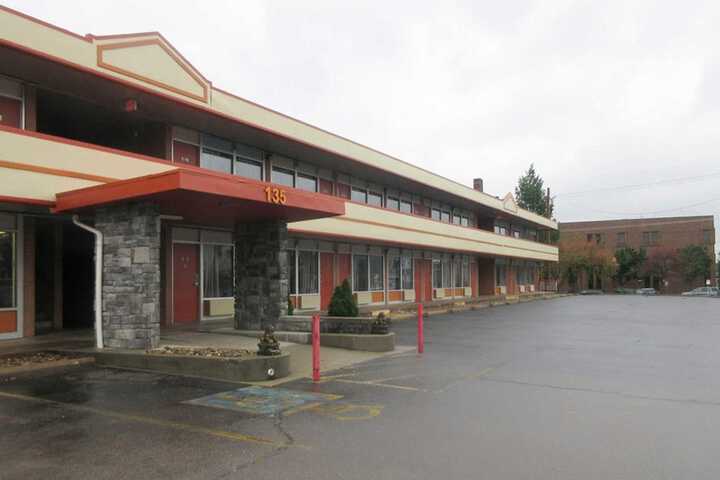 Zanesville Inn