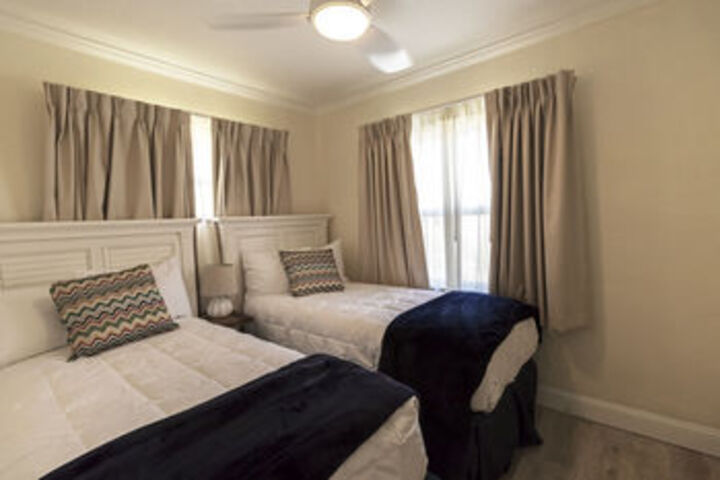 Sea View Inn