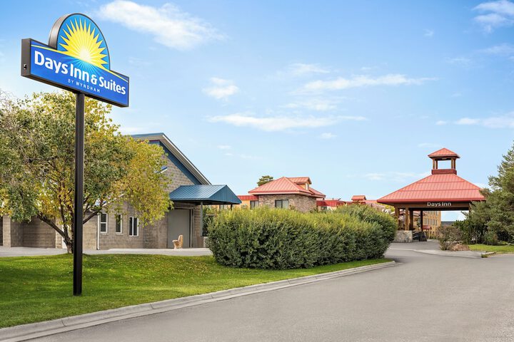 Days Inn & Suites by Wyndham Bozeman