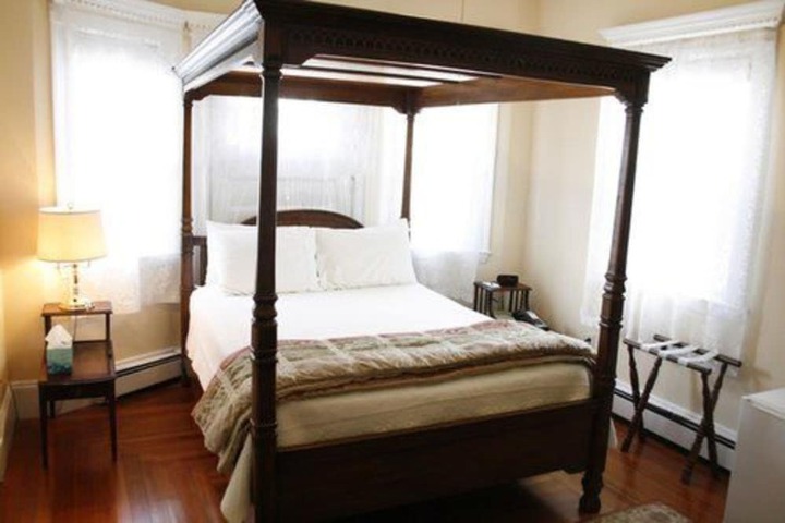 Room 46 of 48