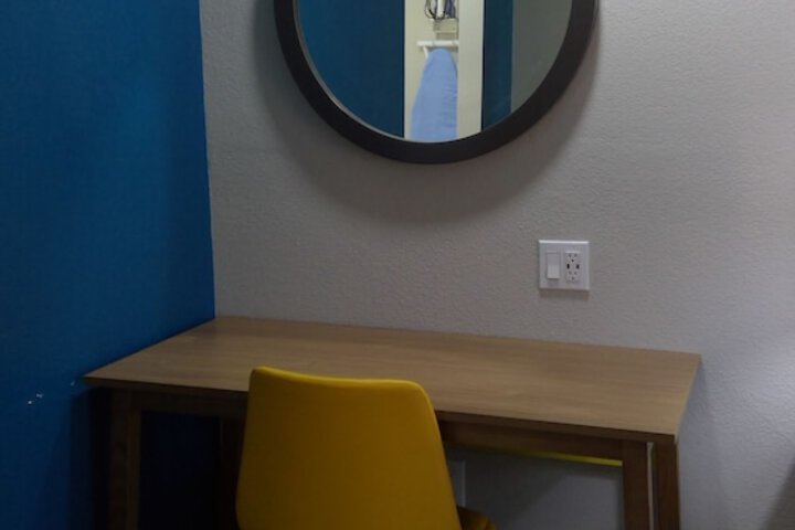 Room 15 of 44