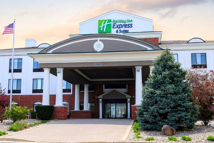 Holiday Inn Express Hotel & Suites Logansport by IHG