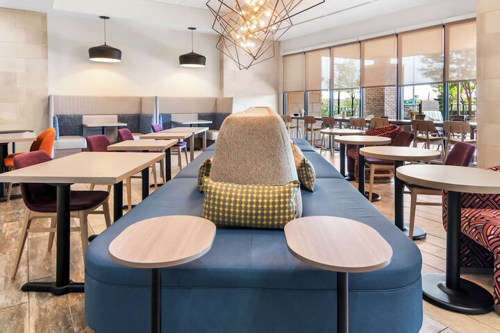 Home2 Suites by Hilton Dallas Grand Prairie