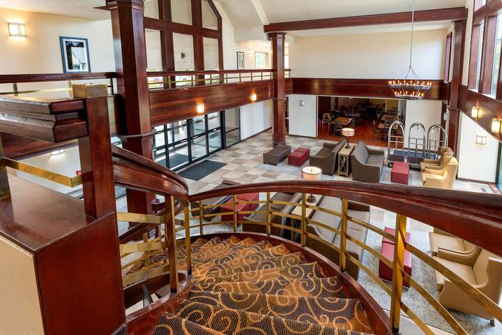 Hotel Interior 8 of 36
