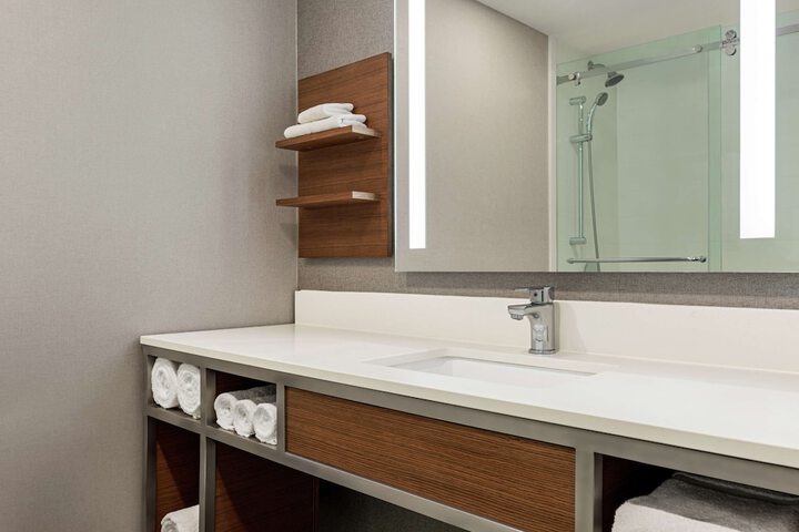 Hilton Garden Inn Kitchener / Cambridge