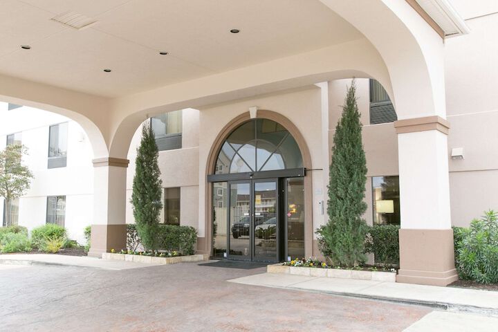 Hotel 3 of 45