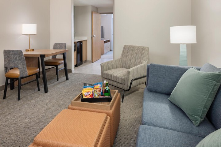 Embassy Suites by Hilton Lexington / UK Coldstream