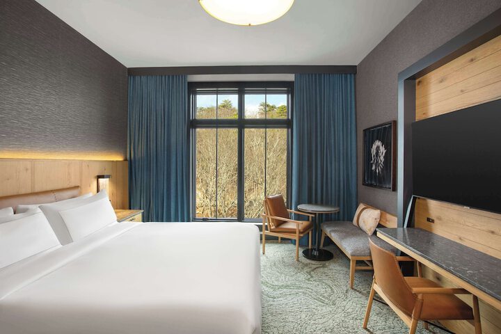 Room 54 of 227