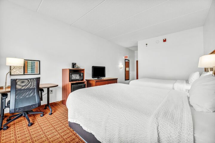 Room 40 of 70