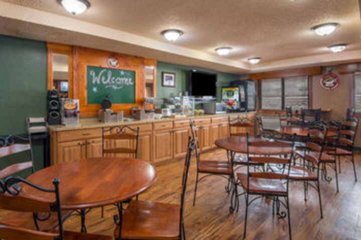 Americinn Lodge and Suites Eagle