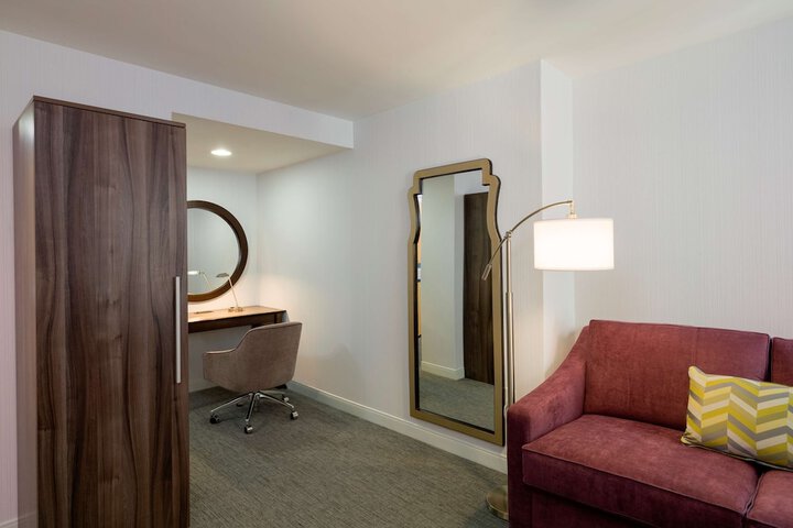 Room 36 of 42