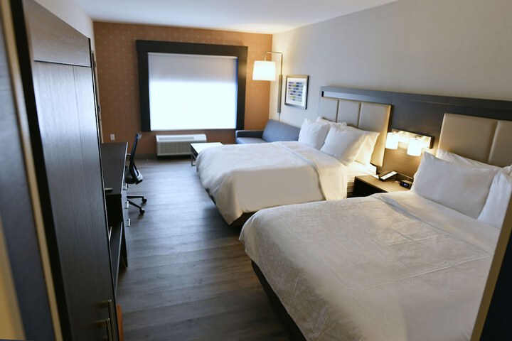 Room 19 of 36