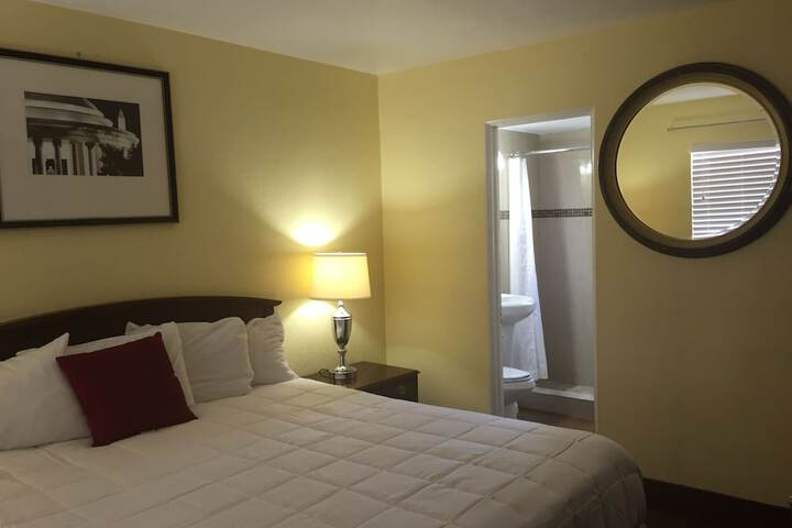 Room 13 of 24