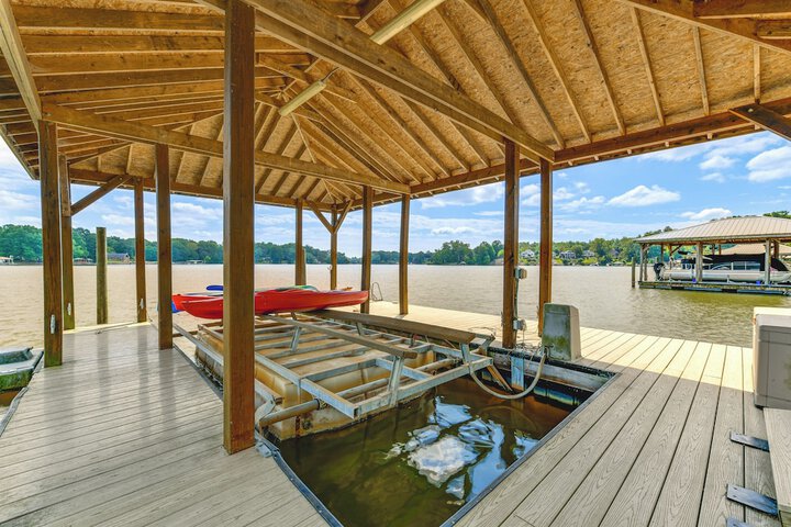Waterfront Sherrills Ford Home w / Pool & Boat Dock